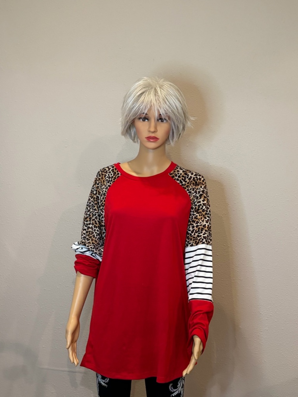 Women's Red Mixed-Print Raglan Long Sleeve Top